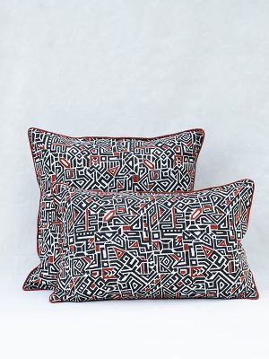 nomad-india-textiles-cushions-taro-black-terracotta-1