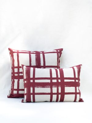 nomad-india-textiles-cushion-chowkad-crimson-1