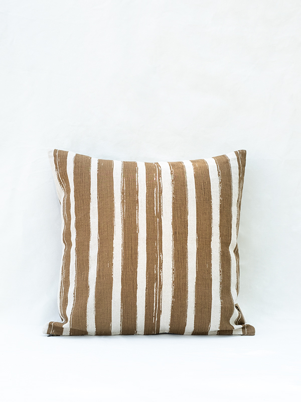 nomad-india-textiles-cushion-patta-tobacco-2