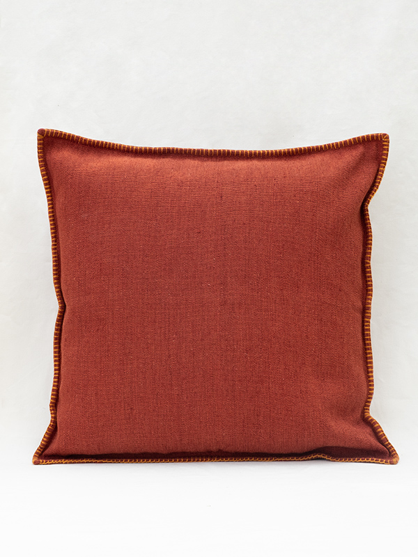 nomad-india-textiles-cushions-prakrit-terracotta-1