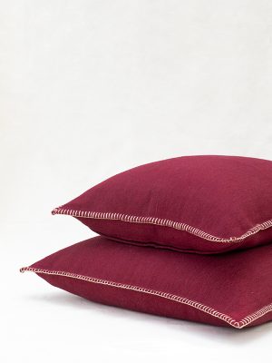 nomad-india-textiles-cushions-prakrit-crimson-1