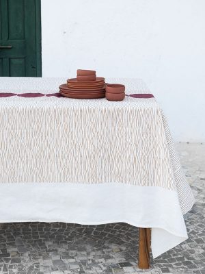 nomad-india-table-linen-raha-napkins-ochre-crimson-2