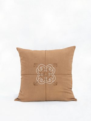 nomad-india-textiles-cushion-adhyaru-tobacco-ivory-1