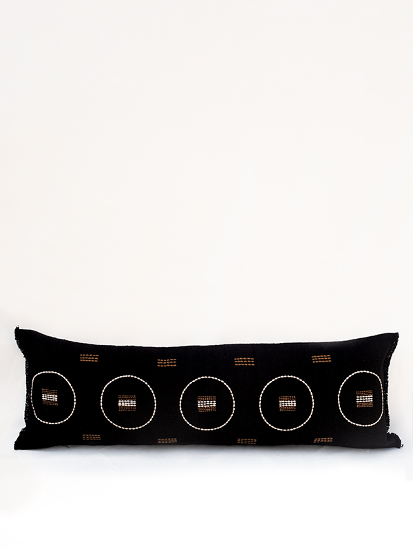 nomad-india-textiles-cushions-lumbar-shunya-black